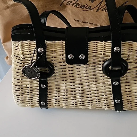 Patricia Nash Rattan/woven Purse - Picture 5 of 12